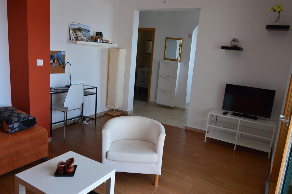 Villa Gloria Mimice Rum bild