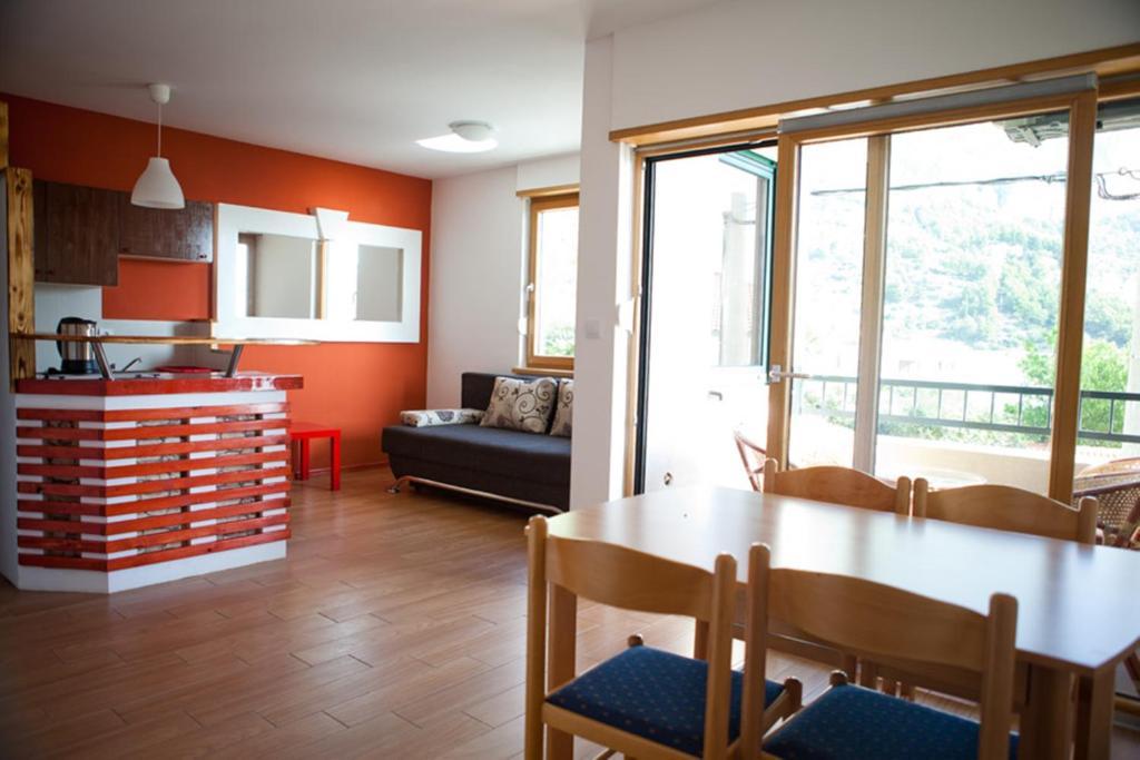 Villa Gloria Mimice Rum bild