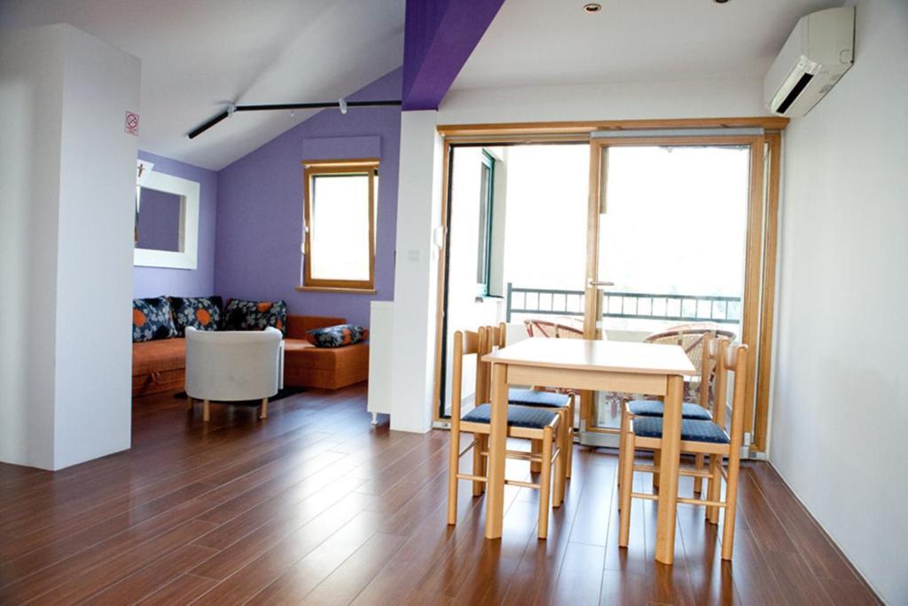 Villa Gloria Mimice Rum bild